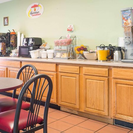 Super 8 By Wyndham O'Fallon Mo/St. Louis Area Exterior photo