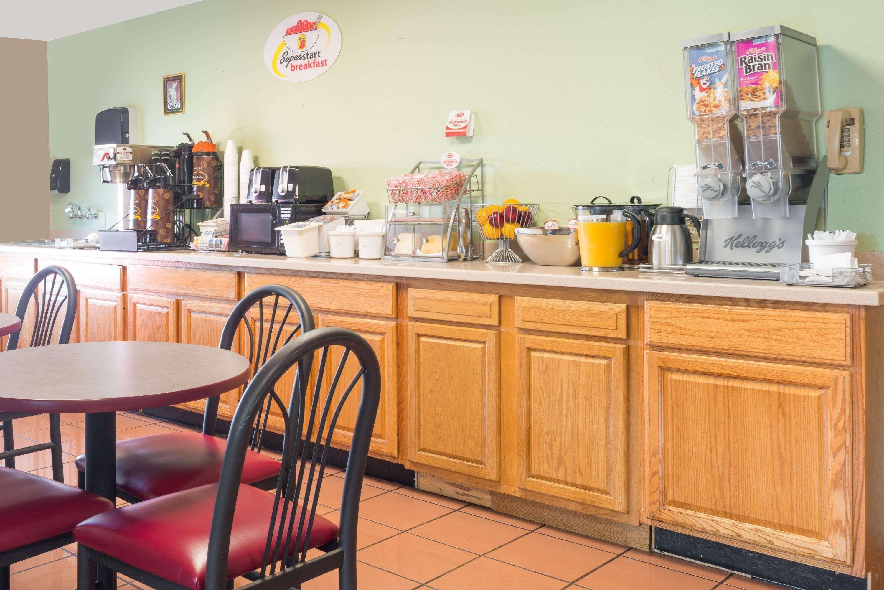 Super 8 By Wyndham O'Fallon Mo/St. Louis Area Exterior photo